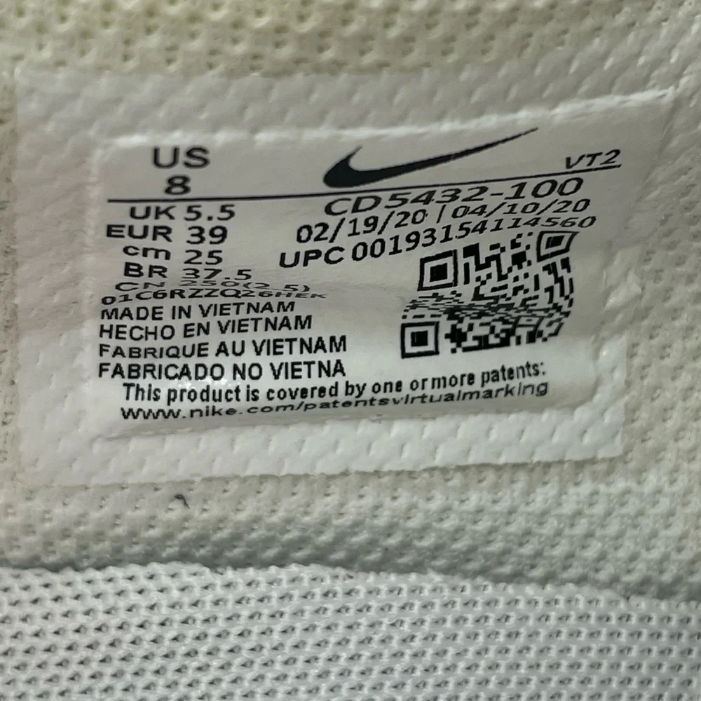 Nike Air Max Excee White/Pink Shoes Women’s Sz 8_10